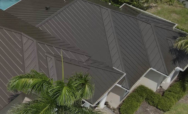 Metal roof installation in sarasota manatee charlotte county